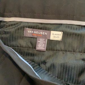 NWT, Men’s Van Heusen dress pant, W36 L29
